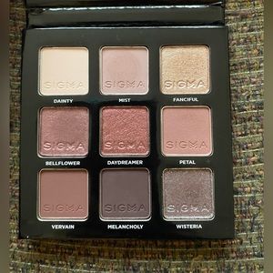 Sigma Beauty Hazy Eyeshadow Palette